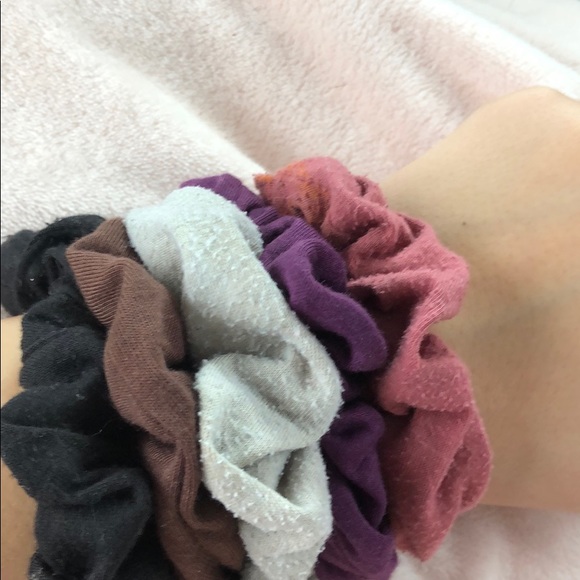 Scrunchies - Picture 3 of 4